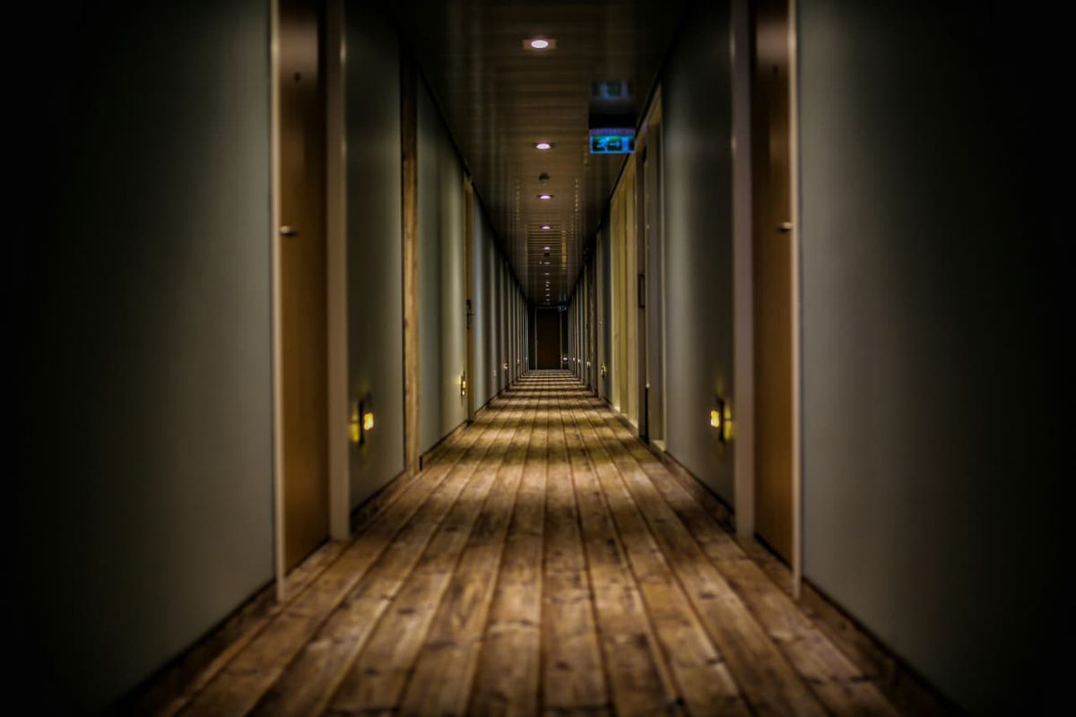 Guest room corridor
