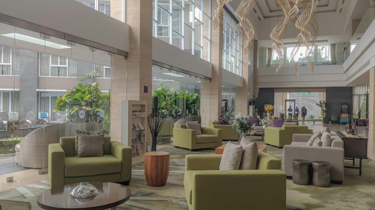 Hotel atrium lounge